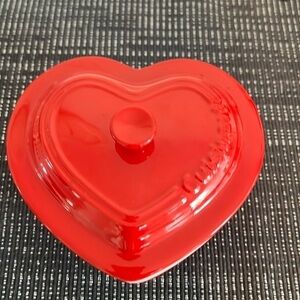 1 Piece CUISINART Red Heart Shaped Ramekin w/ LID9 Oz. Valentines